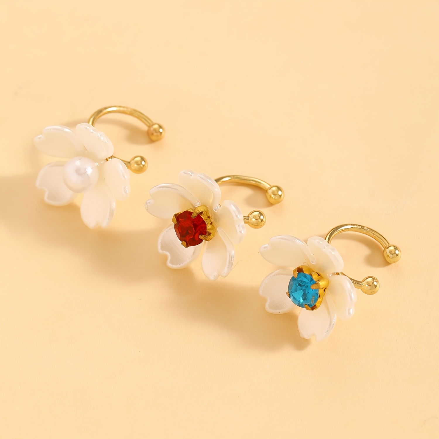 Women's Unique Synthetic Zirconia Flower Ear Clip